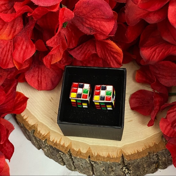 Vintage Colorful Rubix Cube Cufflinks - Picture 15 of 16